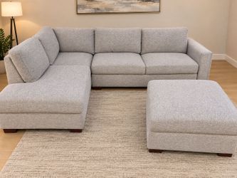 Free delivery nearby of sectional