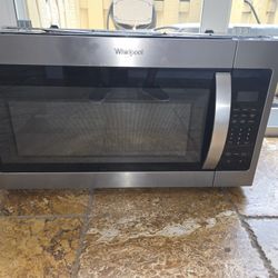Stainless Steel Whirlpool Microwave Excellent Condition