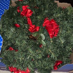 Xmas Wrap Around Staircase  Xmas Decor 