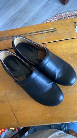 Black BOC leather clogs SIZE 11 Women’s