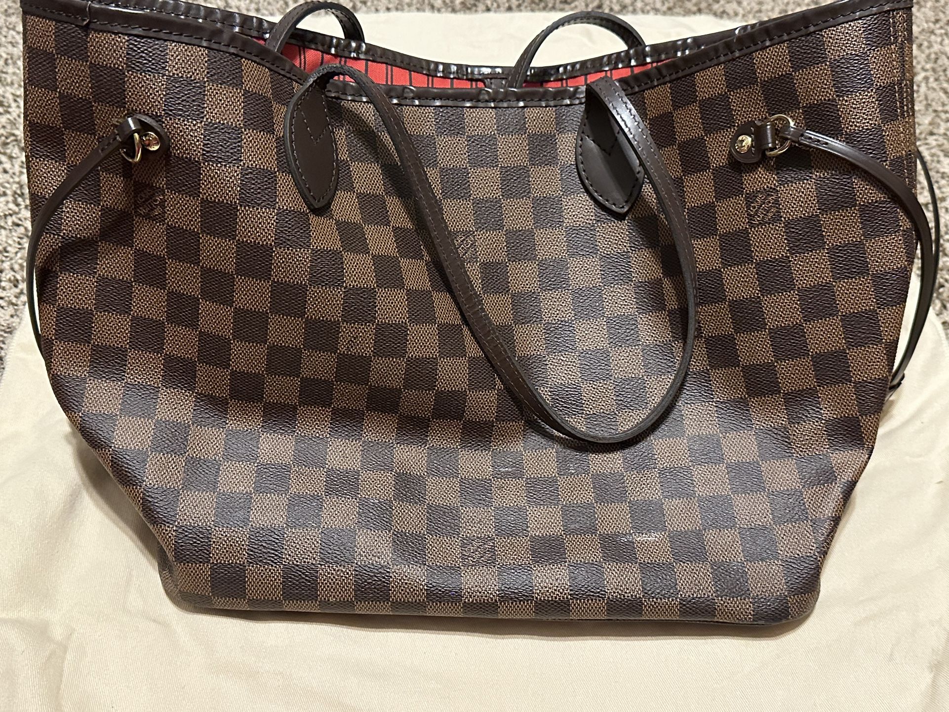 Louis Vuitton Neverfull MM w/ Removable Pouch + Dustbag