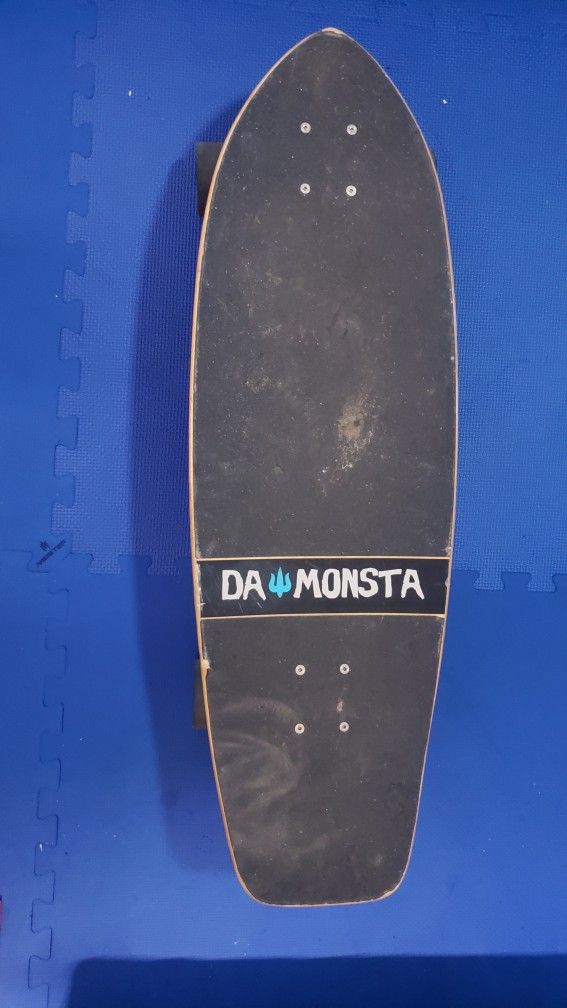 Da Monsta Carver Surf Skate Skateboard