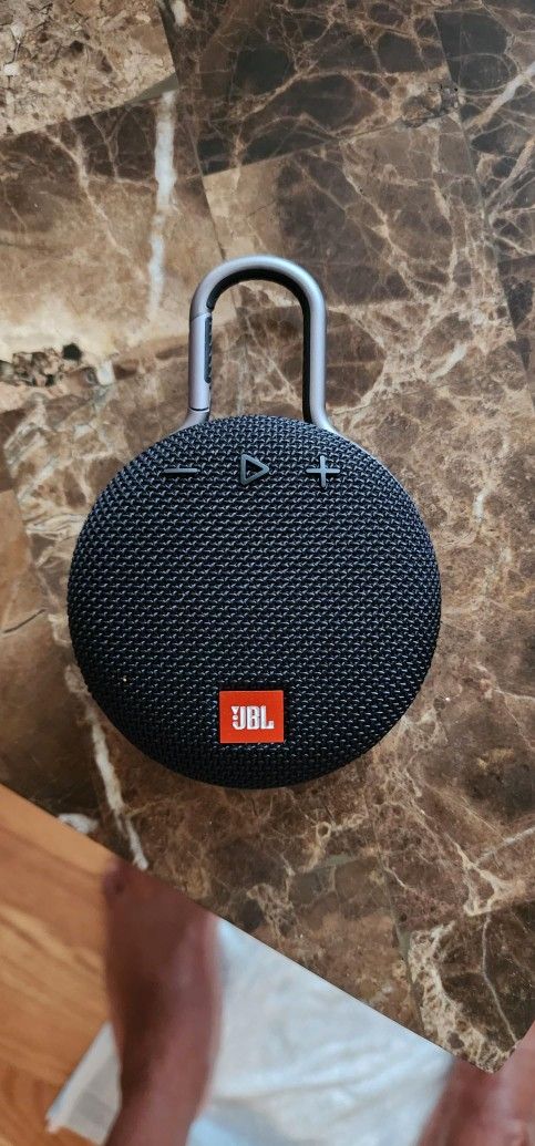 JBL Clip 3 Bluetooth Speaker