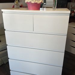 IKEA MALM DRESSER Brand New 