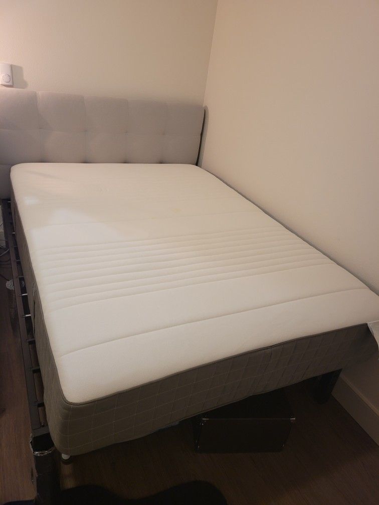 Ikea Full Size HAUGSVAR Hybrid Mattress