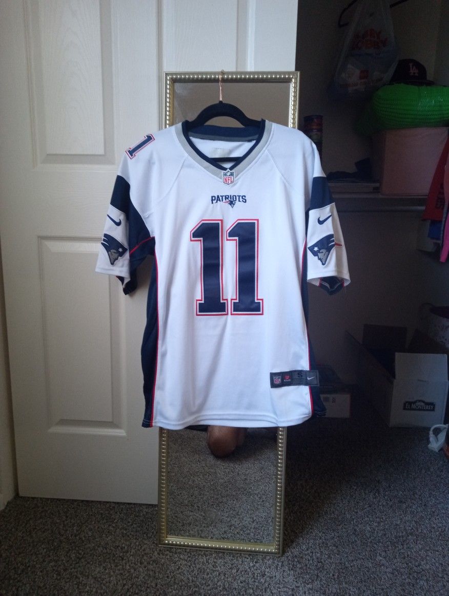 Patriots EDELMAN Stitch Jersey Size Small