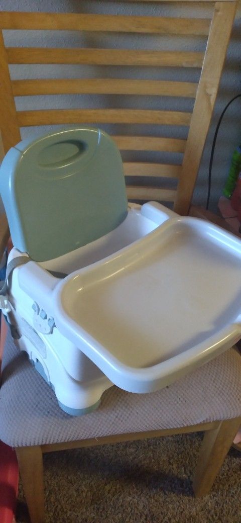 High Chair/Hat