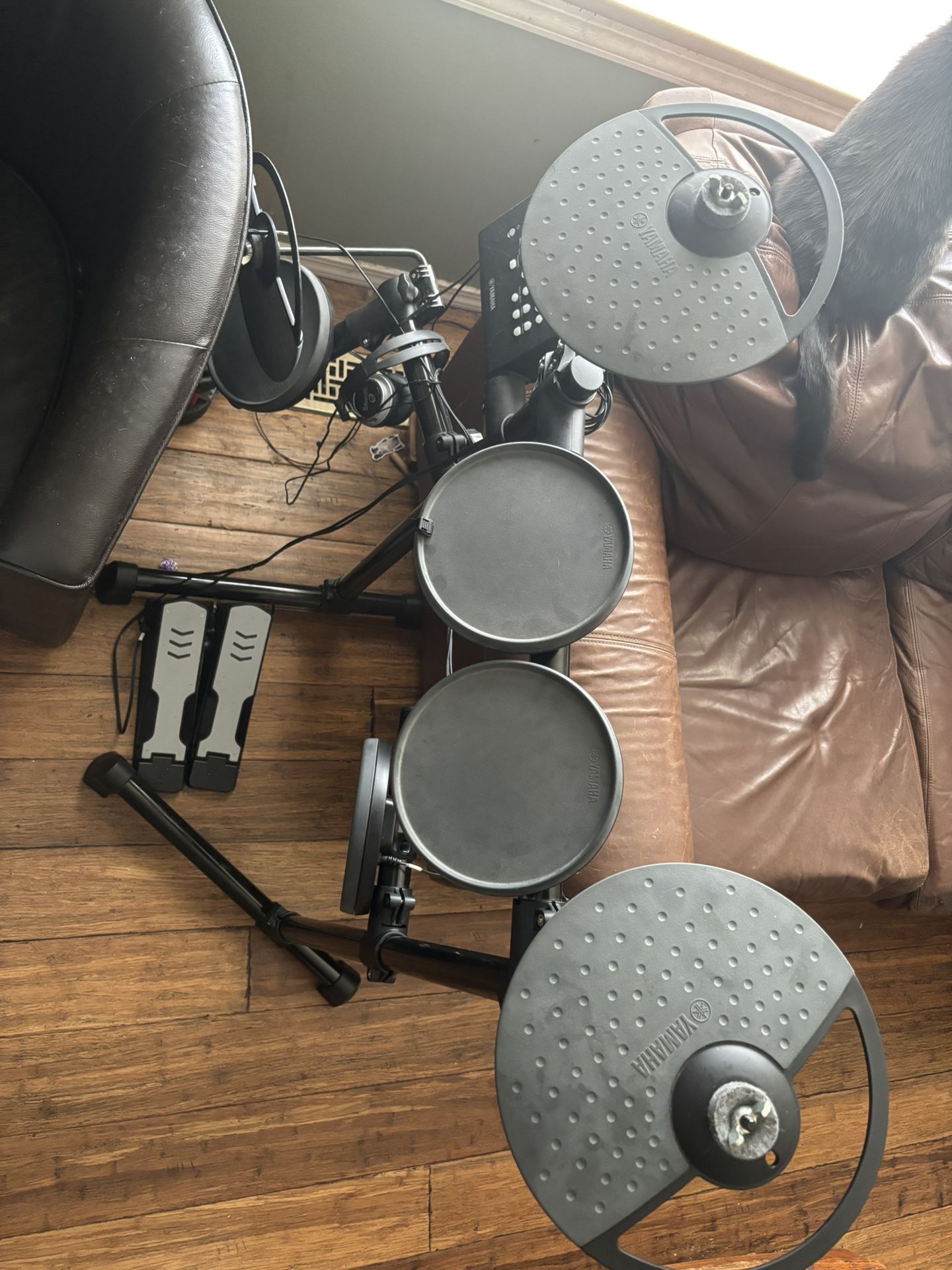Yamaha Electronic Drum Set
