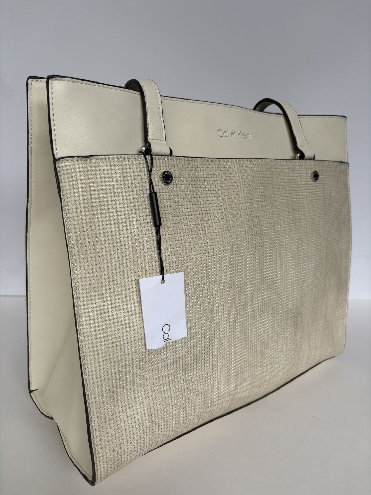 NEW Calvin Klein Leo Tote Bag Off-White Faux Leather Textured Shoulder Bag 12x14x6”