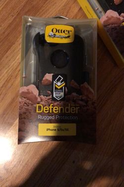 Otter box defender case for iPhone 5/5s