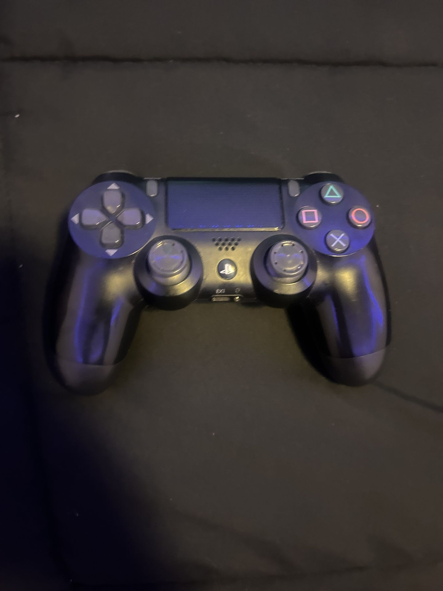 PS4 Controller 