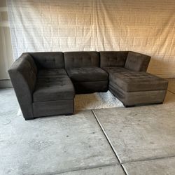RC WILLEY Grey Modular Sectional (Delivery Available)