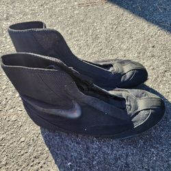 Nike Machomai Boxing or Wrestling Shoes 9.5 US