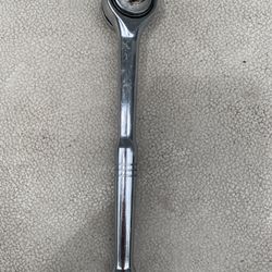 Husky Socket Wrench 