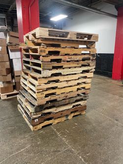 48x40 pallets FREE