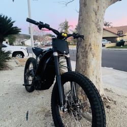 Surron Lbx ( read description )