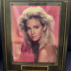 Heather Locklear signed photograph 8x10