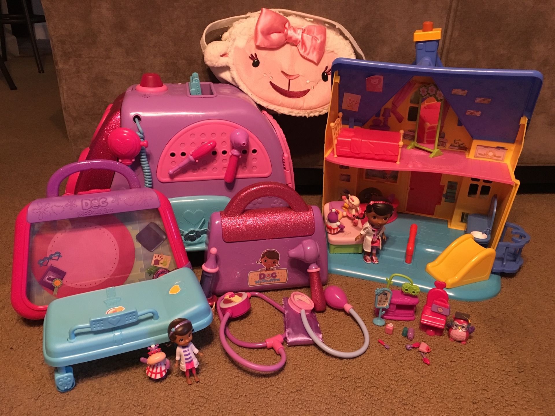 Disney Jr Doc McStuffins Toys - ambulance, clinic house, dr’s bag, mini hospital with bag, and new Lambie purse (Must Sell ASAP)