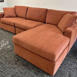 💃Modmax 3-Piece Sectional with Chaise/ OTHER COLOR AVAİLABLE 👌 Financing And Delivery Available 🩸$10 Payment Only