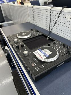 Numark TurnTable