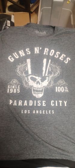 Guns and Roses tee shirt.