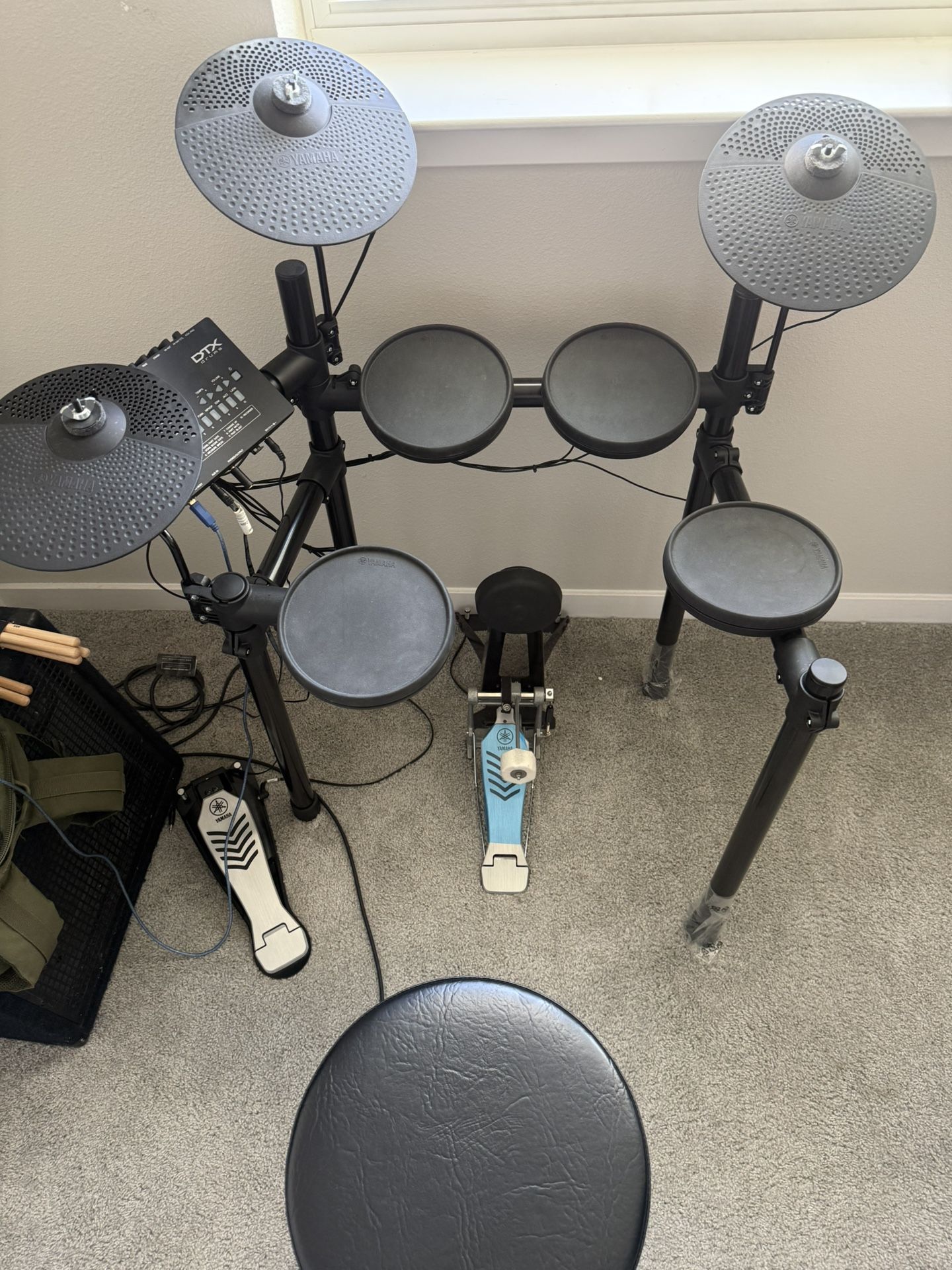 Yamaha Electronic Drum Set