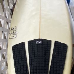 Surfboard 6’4” 