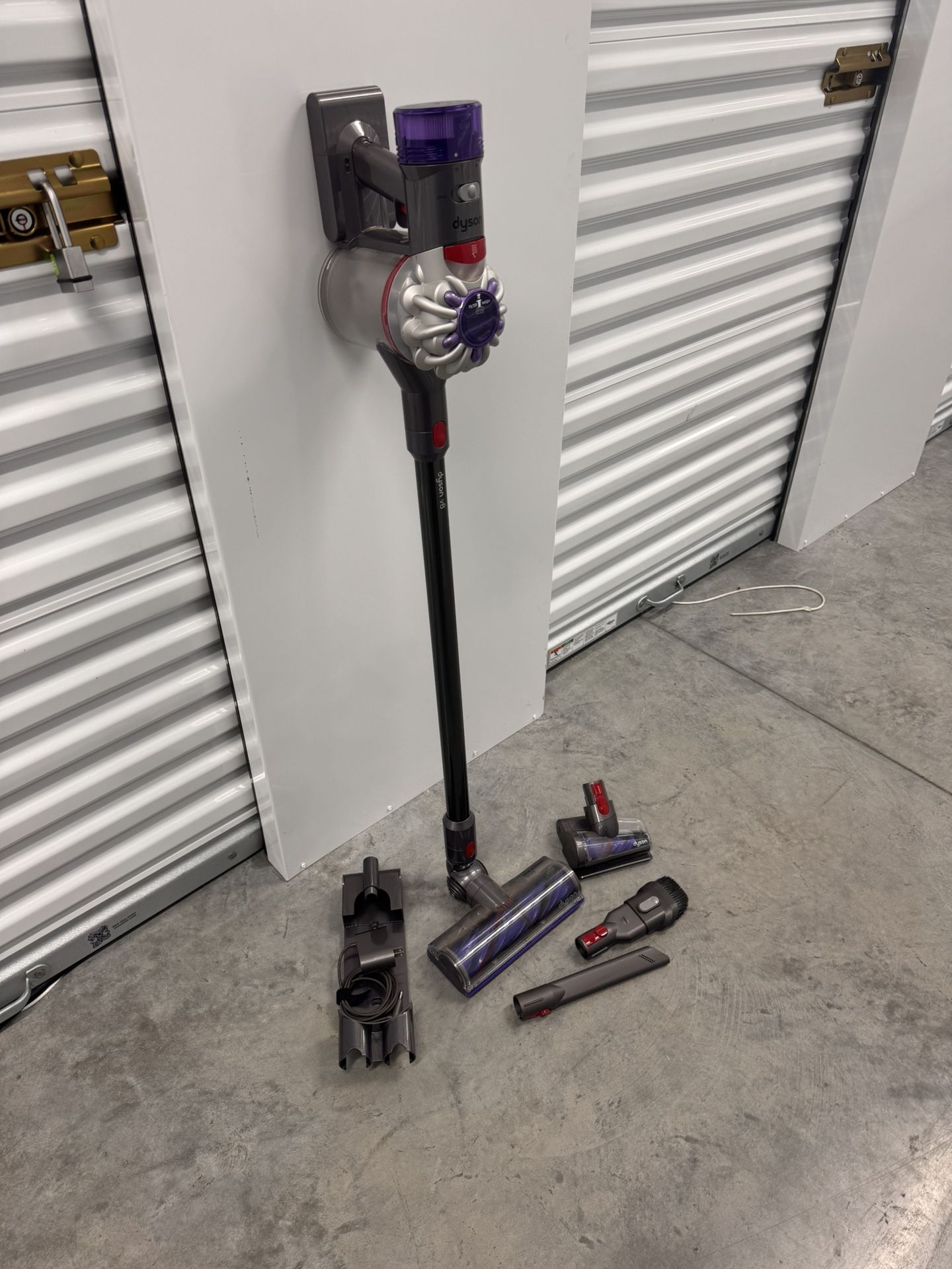 Dyson V8 Cordless Vacuum