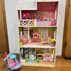 KidKraft Barbie House - Includes All Accessories Shown