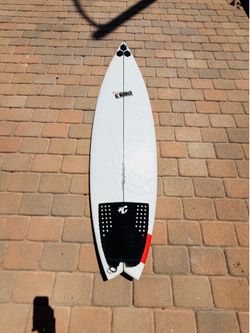 Two happy Channel Islands surfboard Shortboard 6’0