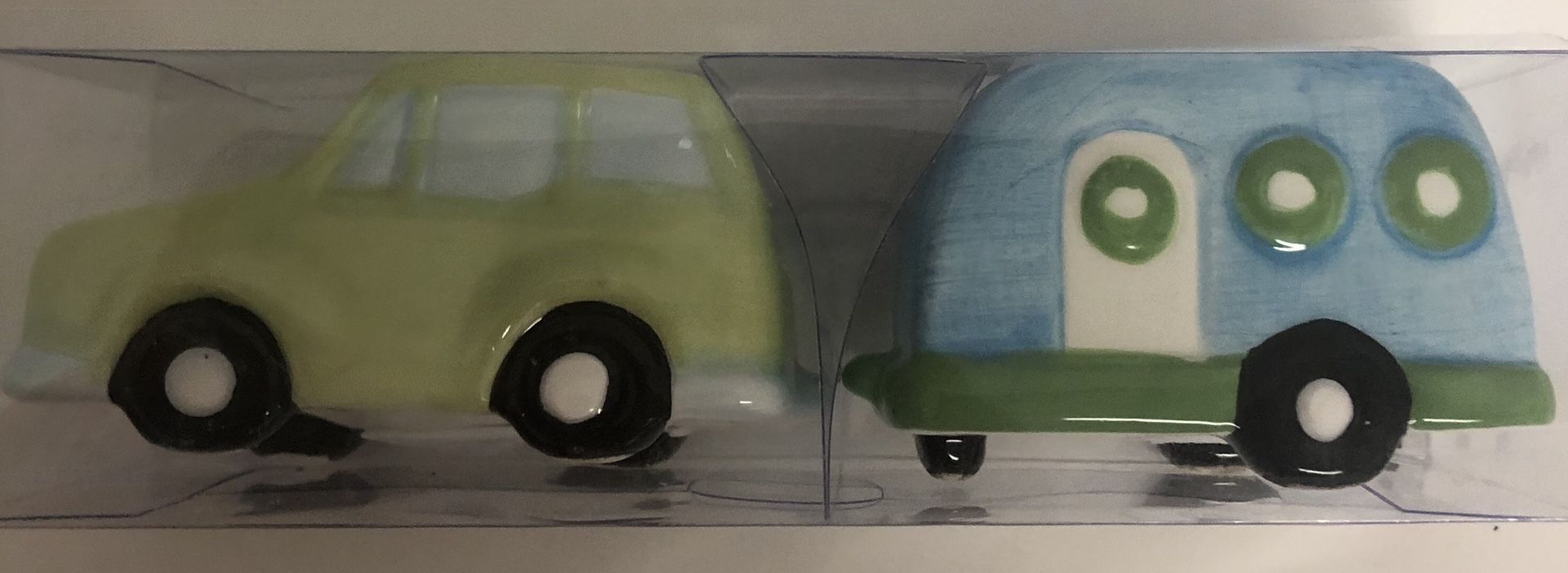 🙋♀️ Car and Camper S & P Shakers