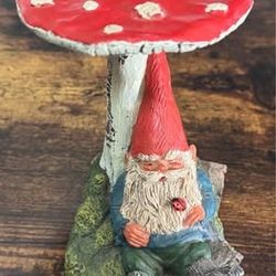 Vintage Enesco Gnome Slumber Chief 1993 just $15 
