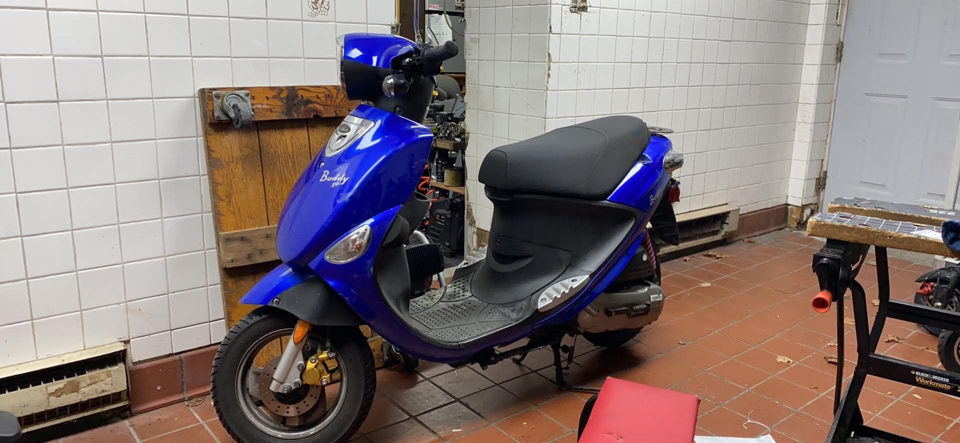 2014 Genuine Scooter Company Buddy