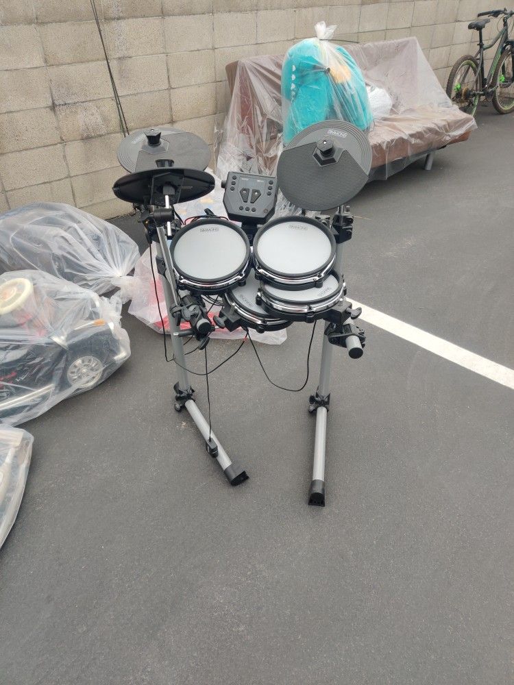 Simmons Electric Drum Set