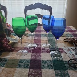 Set Of 4 Wine Colored Glasses
