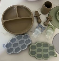 Baby Feeding Items