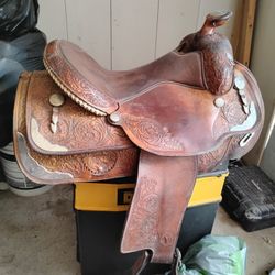 Circle Y Horse Saddle 