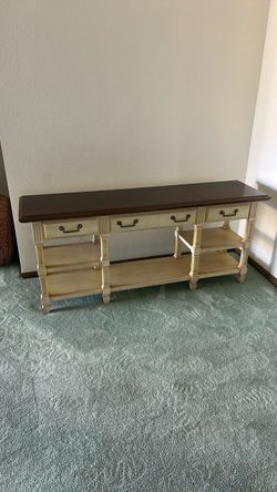 Vintage Ethan Allen table