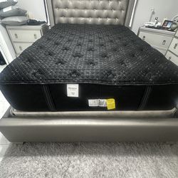 Black® Series Three 15.25" Medium Firm Queen  Mattress -