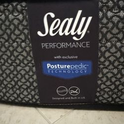 King Sealy Performance Mattress 