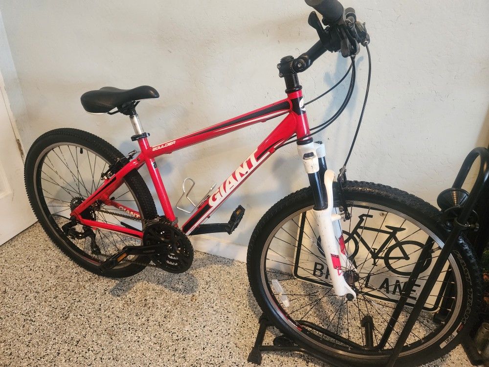 GIANT BOULDER XC HARDTAIL 26 for Sale in Santee CA OfferUp