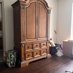 Wood armoire