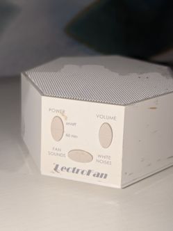 Lectrofan Classic White Noise Sleep Sound Machine White In Box Tested