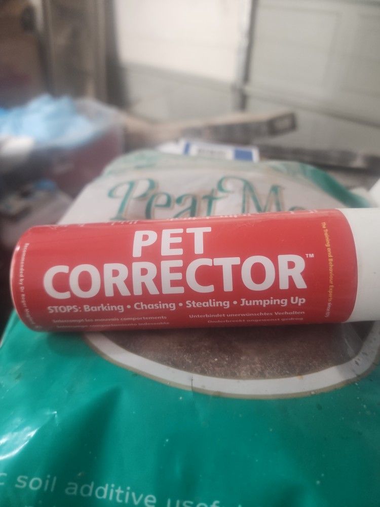 Can Of Pet Corector
