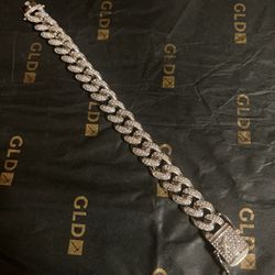 White Gold Cuban Link Bracelet 