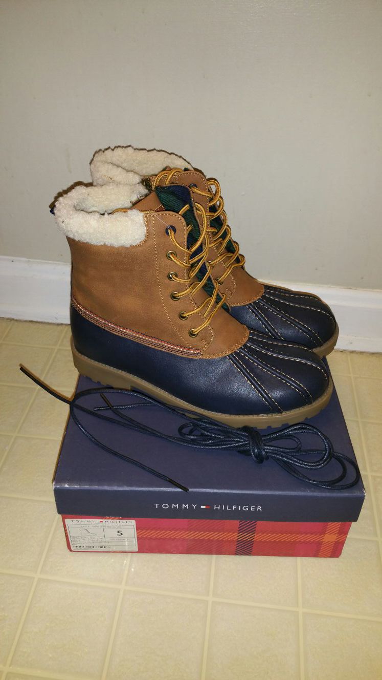 Tommy Hilfiger Women's Boots