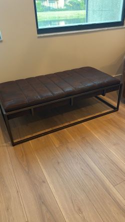 Bench brown