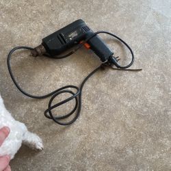 Black & Decker 7152 Reversible 3/8" Drill Corded