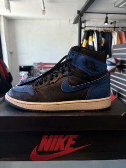 Royal Blue 1’s (OG Pair)