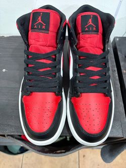 Jordan 1 Mid